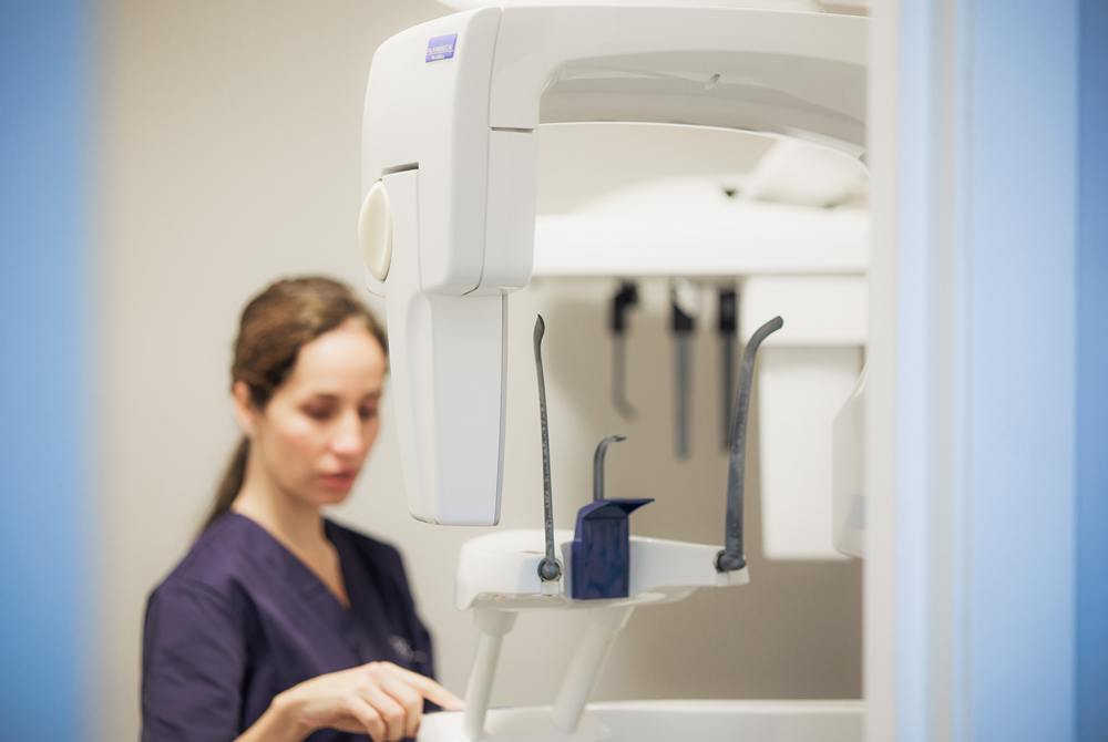 clinica-dental-ambel-dentista-badajoz-zafra-galeria-2